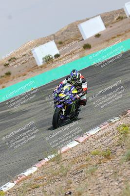 media/Oct-15-2022-TrackXperience (Sat) [[8f70b8b0be]]/Group 2/session 4 turn 1/